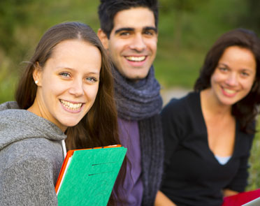 Ursula Rahman Stiftung - für Bildung und eine gerechte Welt.